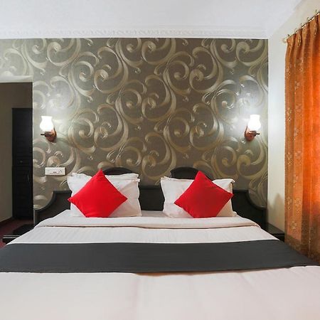 Capital O 72337 Hotel Konkan Tadka Mumbai  Buitenkant foto