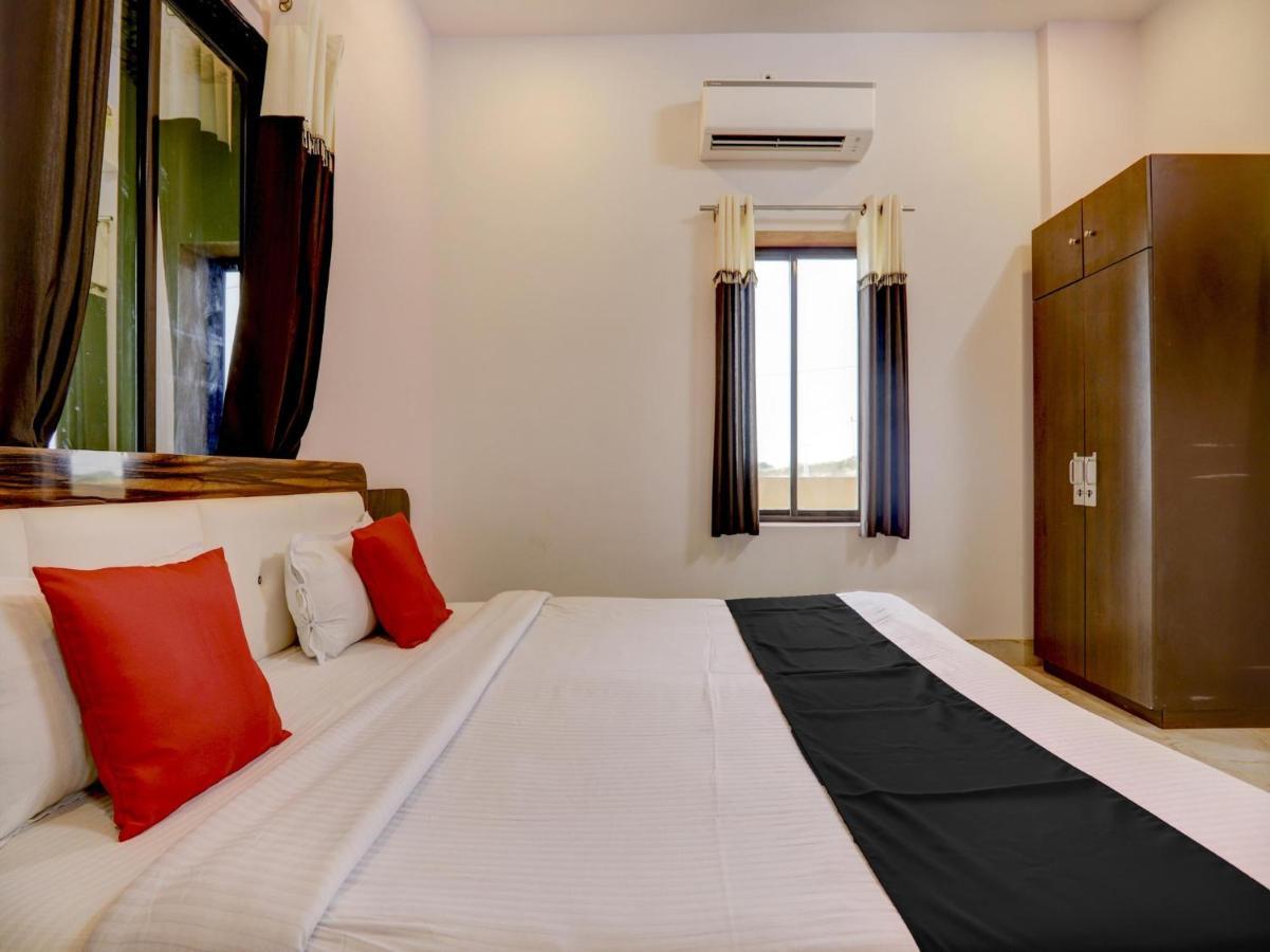 Capital O 72337 Hotel Konkan Tadka Mumbai  Buitenkant foto